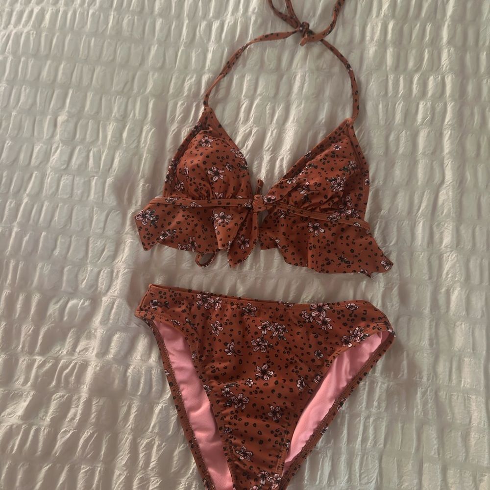 Target High Waisted Bikini Swimsuit Set size XS Deep Orange Triangle Flounce